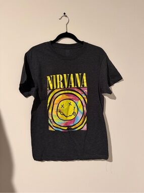 NIRVANA Multicolor Tie-Dye Smiley Graphic Tee -‎ Black